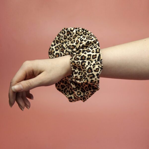 Duża gumka – crunchie – panterka