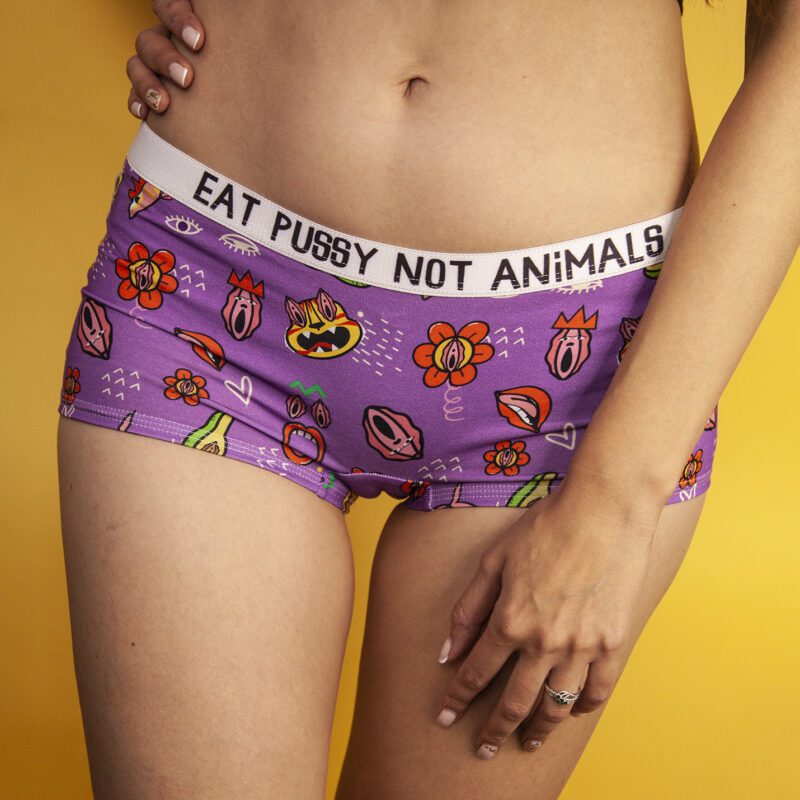 EAT PUSSY NOT ANIMALS – szorty bawełniane damskie