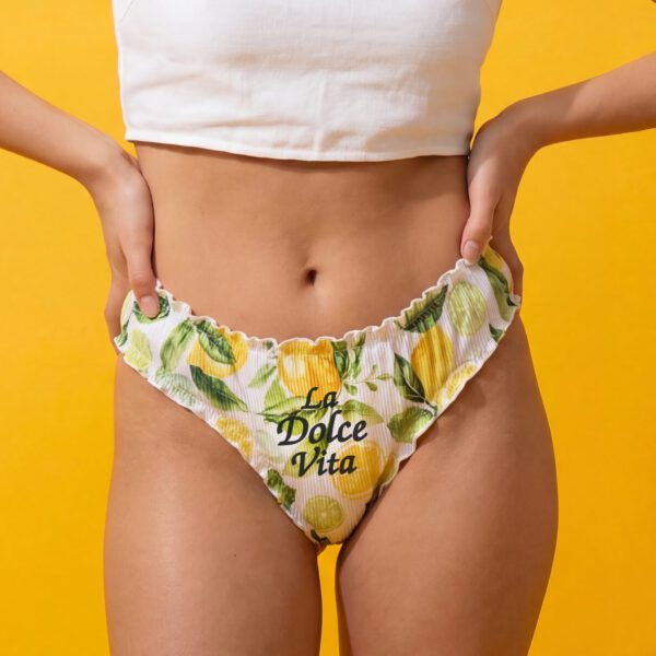 La Dolce Vita - majtki bawełniane - falbanki prążek
