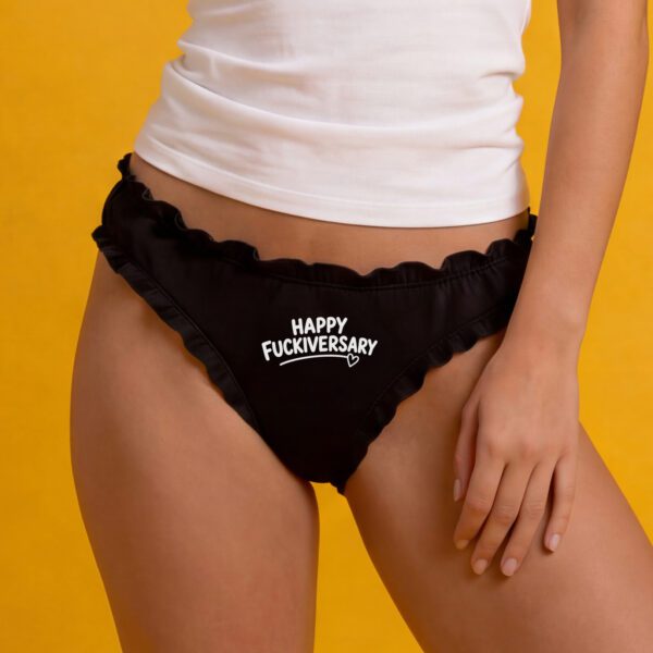 Happy Fuckiversary – majtki bambusowe – falbanki czarne