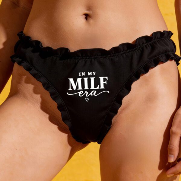 In my MILF era – majtki bambusowe – falbanki – czarne
